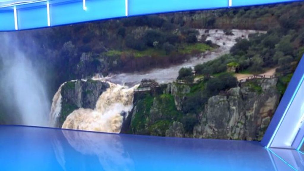 La catarata del Pozos de Humos, Salamanca, recobran todo su esplendor tras las lluvias