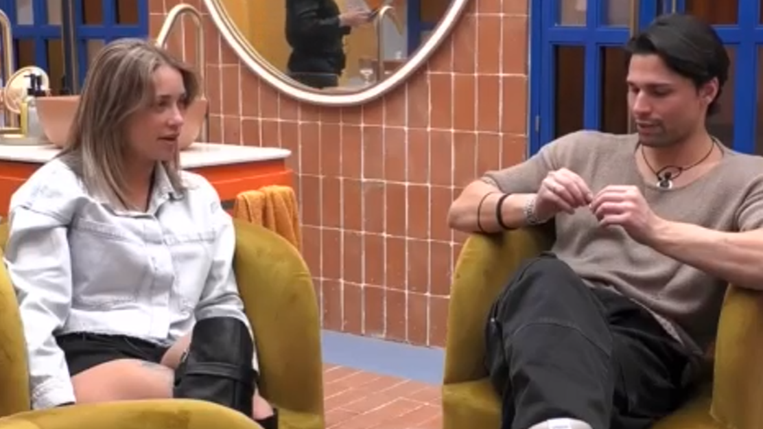 Mayka se da a conocer