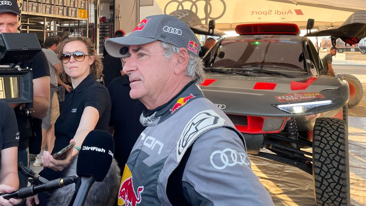 Carlos Sainz, ganador de Dakar: "Las carreras hay que acabarlas"