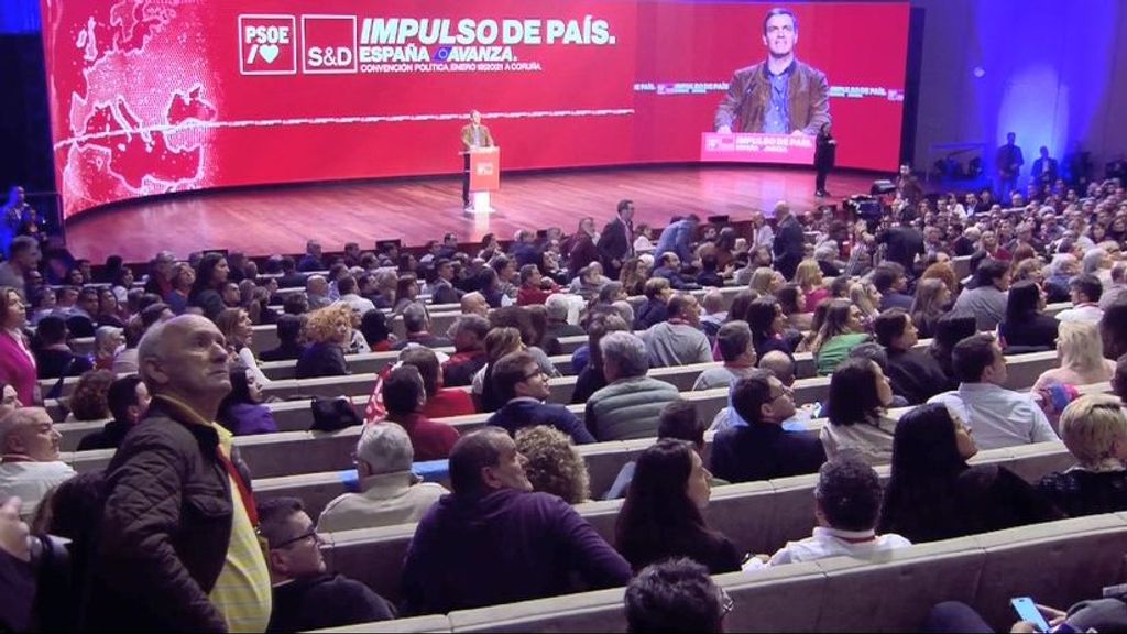 Susto en la Convención del PSOE durante la intervención de Pedro Sánchez: "¿Hay un médico?"