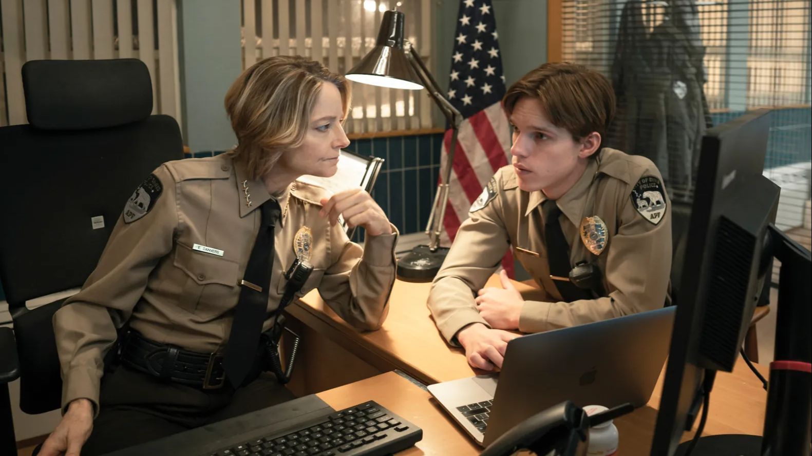 Aquí una mala madre y un hombre denigrado, según campañan machista.