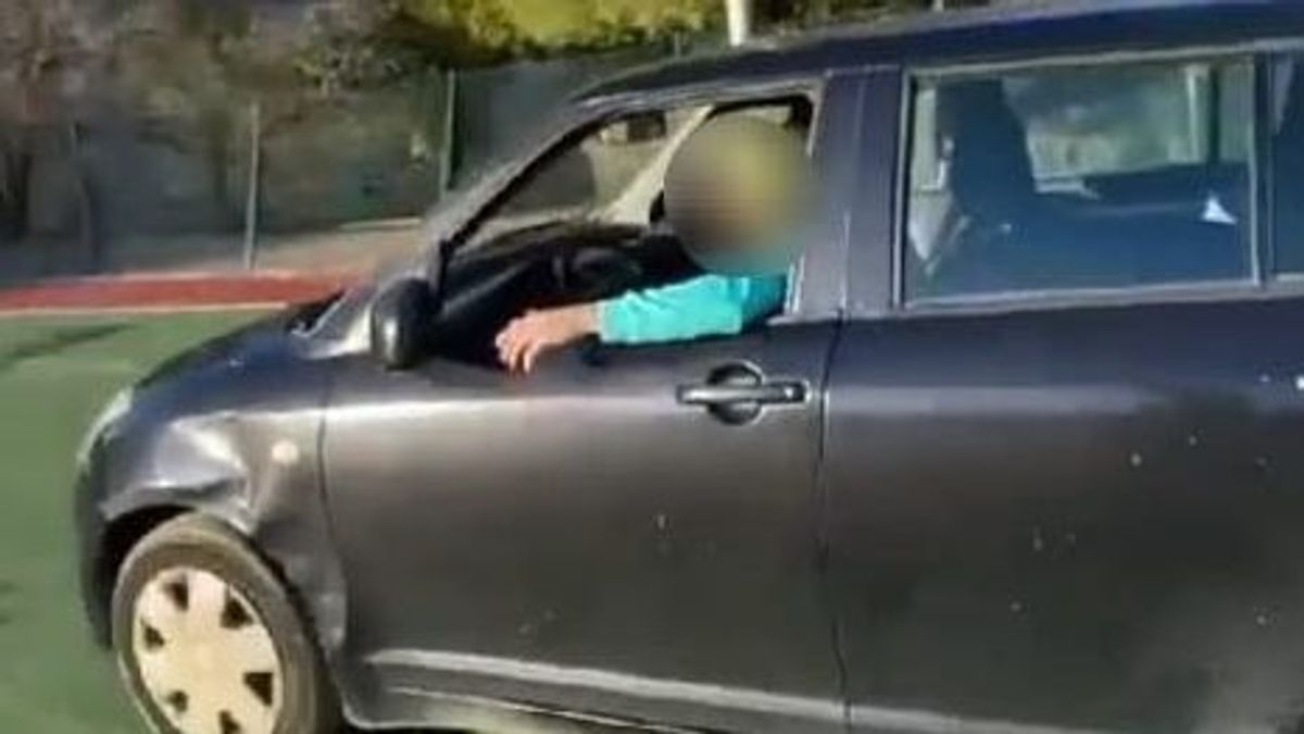 EuropaPress 5706698 captura video tiktok donde joven conduce coche pistas deportivas algeciras