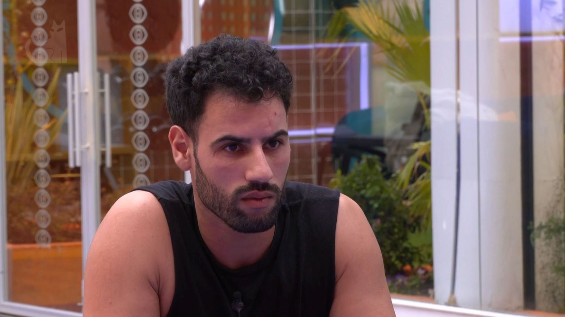 Asraf Beno discute con Mayka Rivera