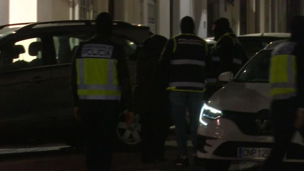 Detenida la madre del presunto yihadista de Montellano, Sevilla