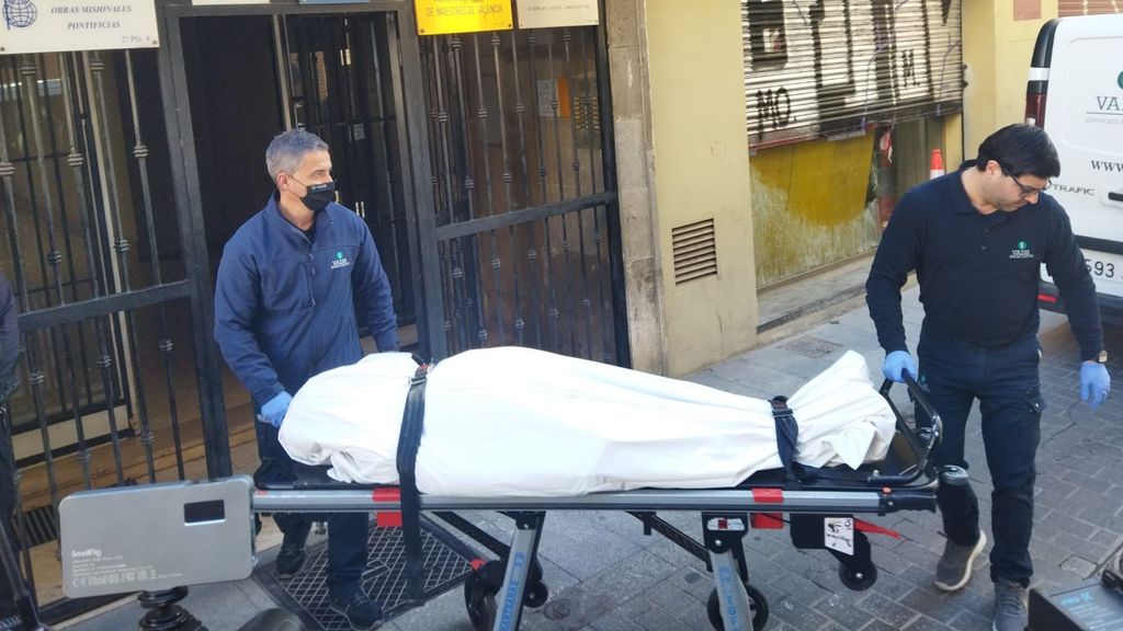 Hallan muerto a un sacerdote en su casa de Valencia