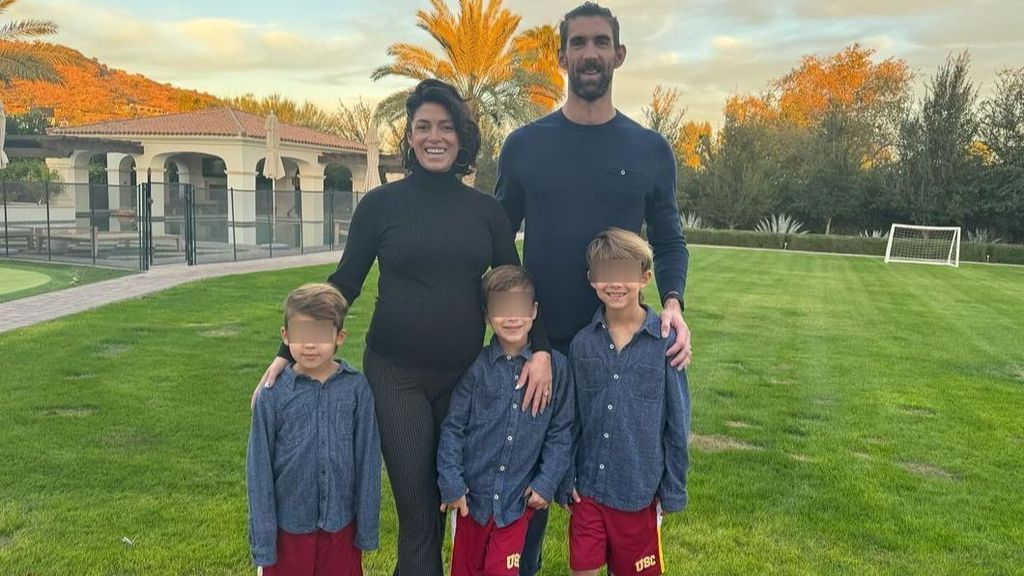 michael Phelps junto a su mujer y sus hijos