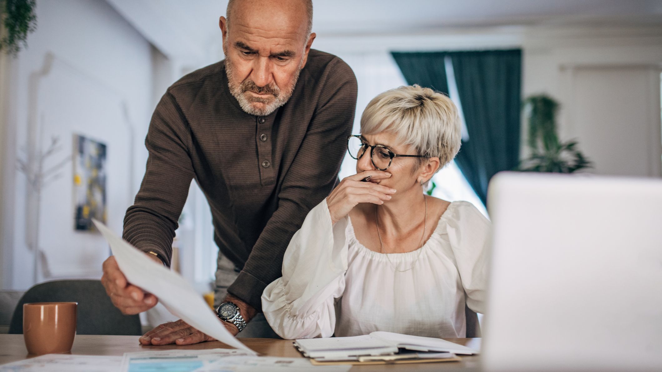 Sorpresas a fin de mes.