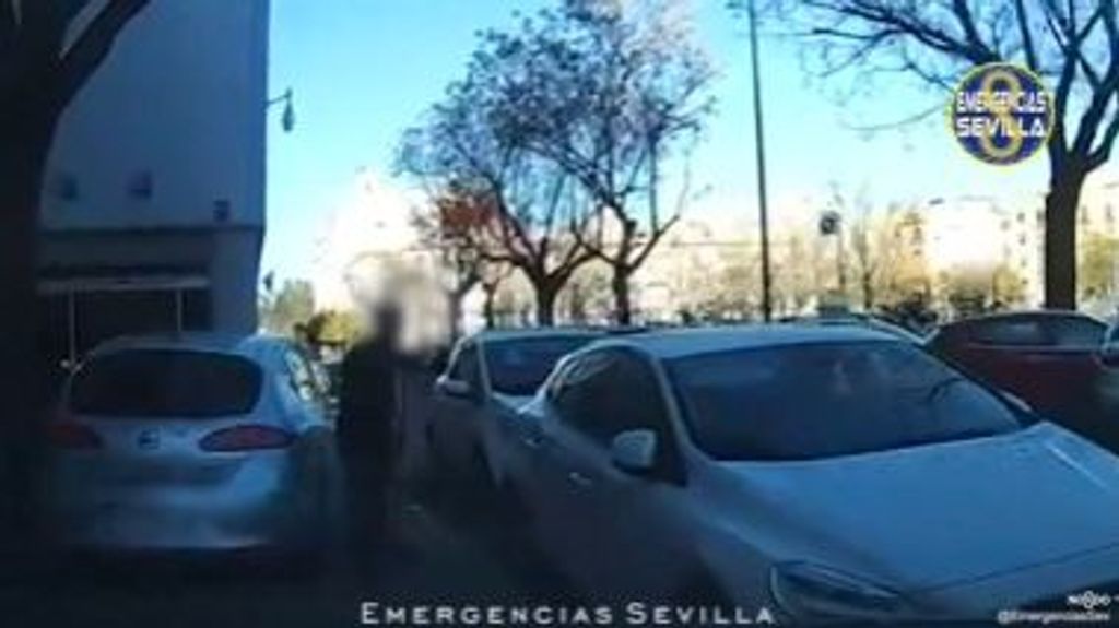 Persecución policial por las calles de Sevilla tras un vehículo robado