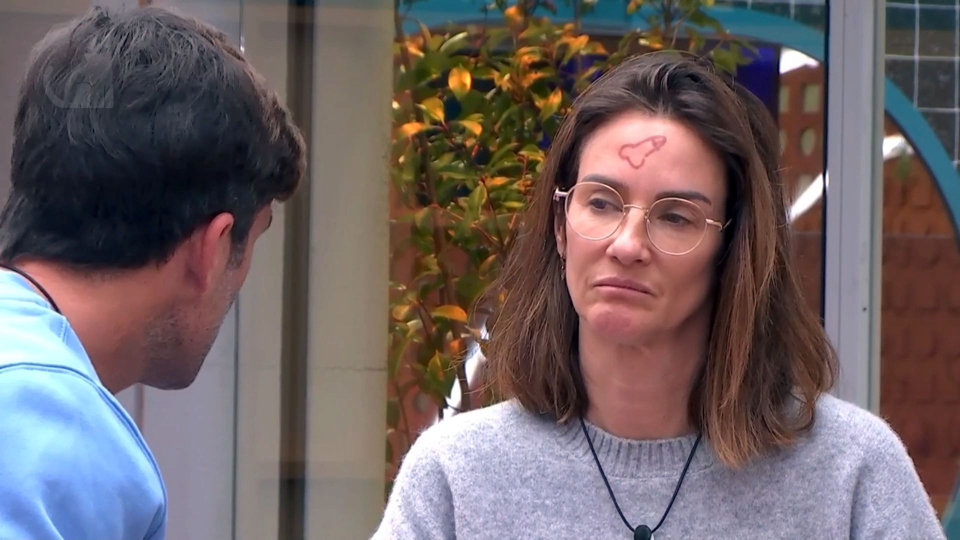 Elena Rodríguez con su pintada de la frente