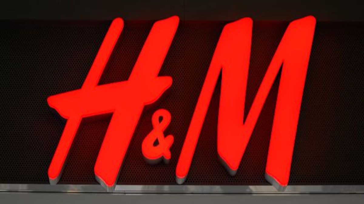 WASHINGTON, D.C. - APRIL 23, 2018:  An H&M store in Union Station in Washington, D.C. (Photo by Robert Alexander/Getty Images)