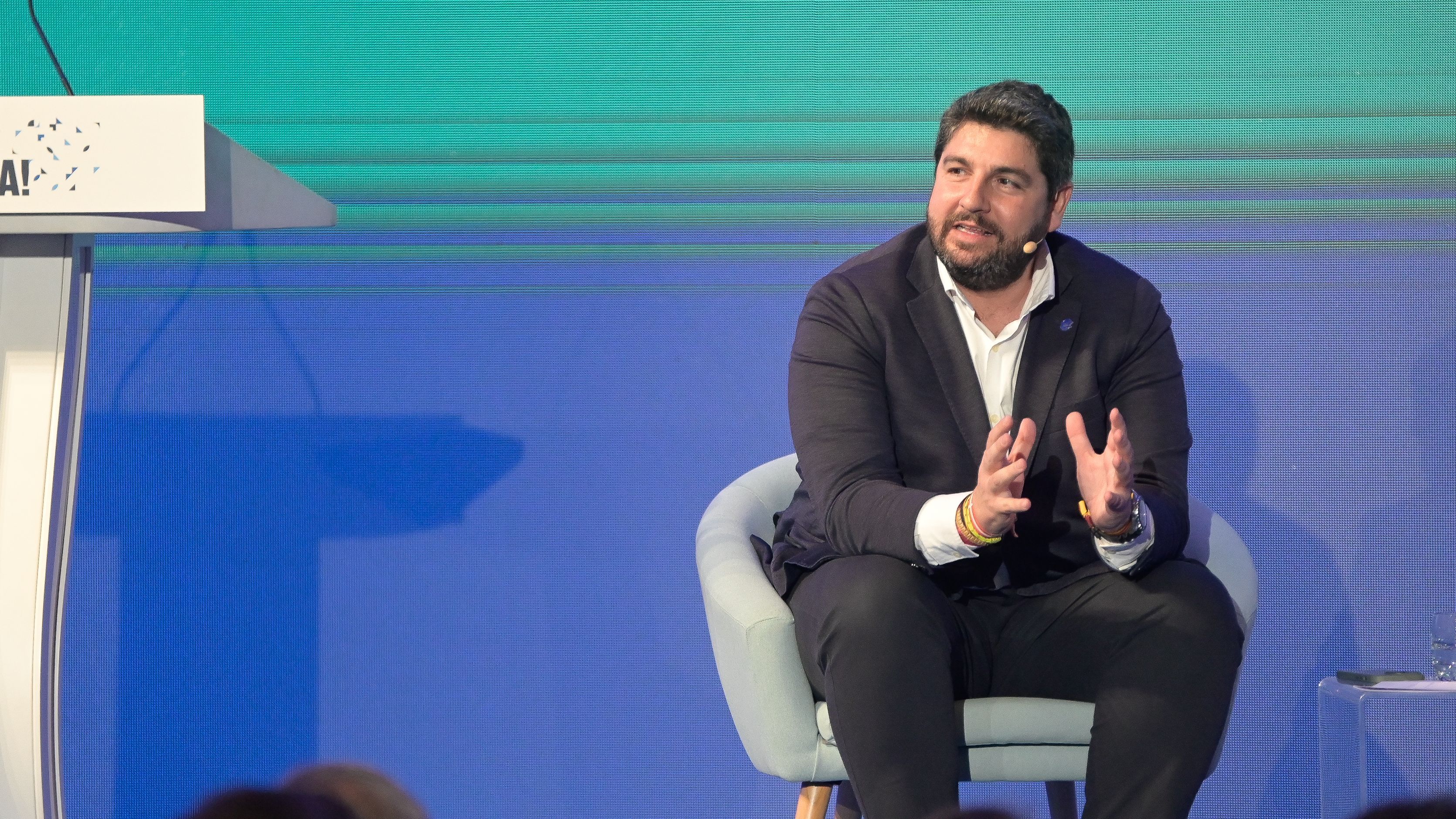 Detenidos en Madrid dos hombres que amenazaron al presidente de Murcia en un concierto Detenidos en Madrid dos hombres que amenazaron al presidente de Murcia en un concierto