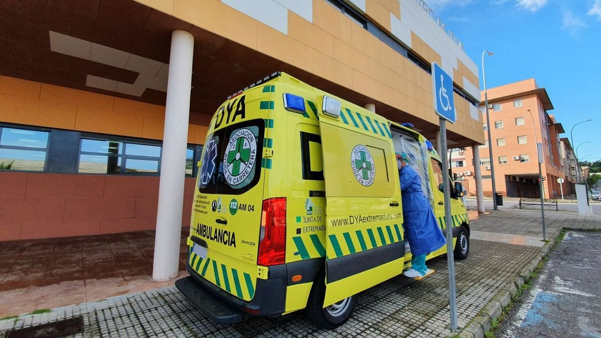 Muere un hombre de 45 años tras aparecer en el suelo con "numerosas heridas" en Badajoz