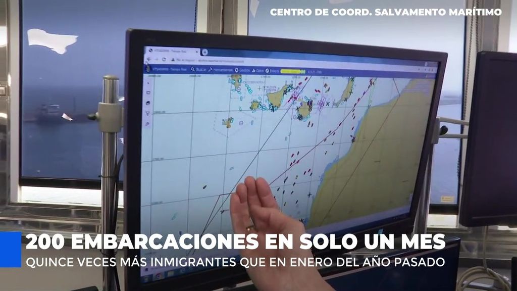 Así se controla la llegada de cayucos a las costas canarias desde Salvamento Marítimo en Tenerife