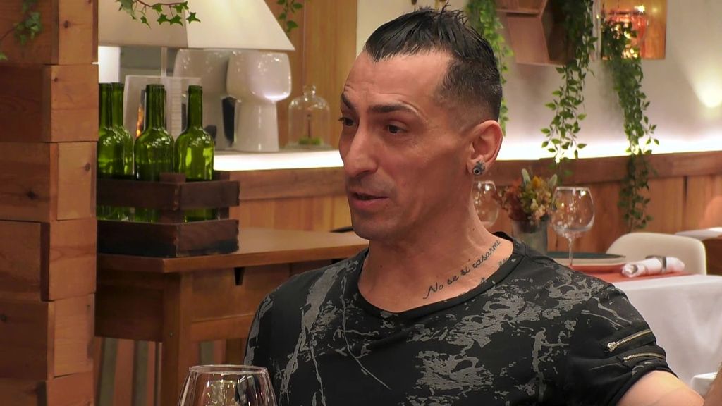 La confesión de Fabio que deja sin palabras a su cita en 'First Dates': “Tengo un pepino en el congelador para…”