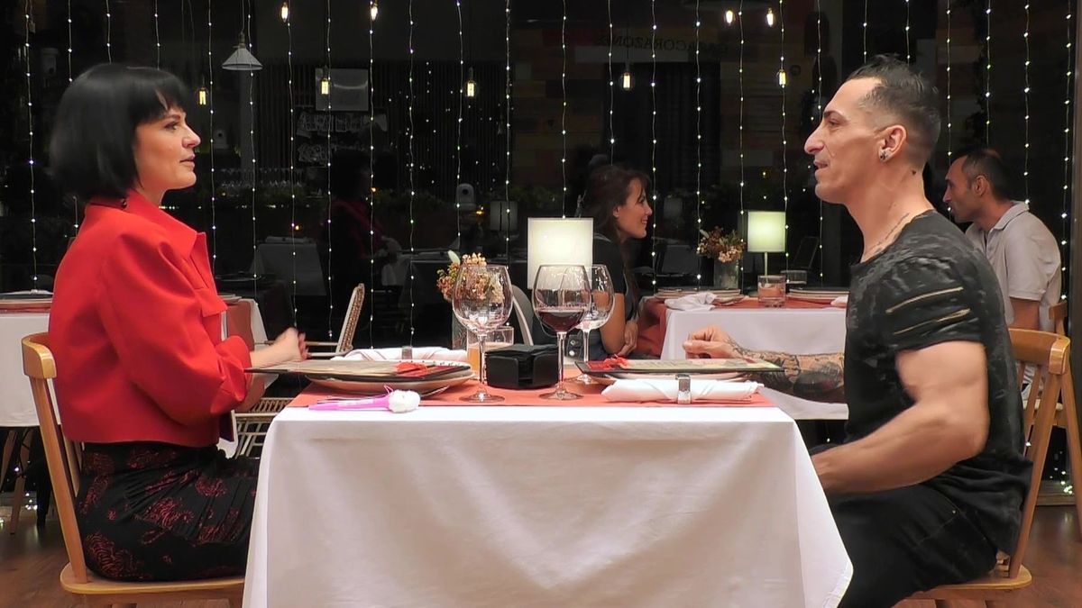 Las pullitas entre Ilaria y Fabio vuelan durante su cita en ‘First Dates’: “No eres más alta que yo, llevas tacones”