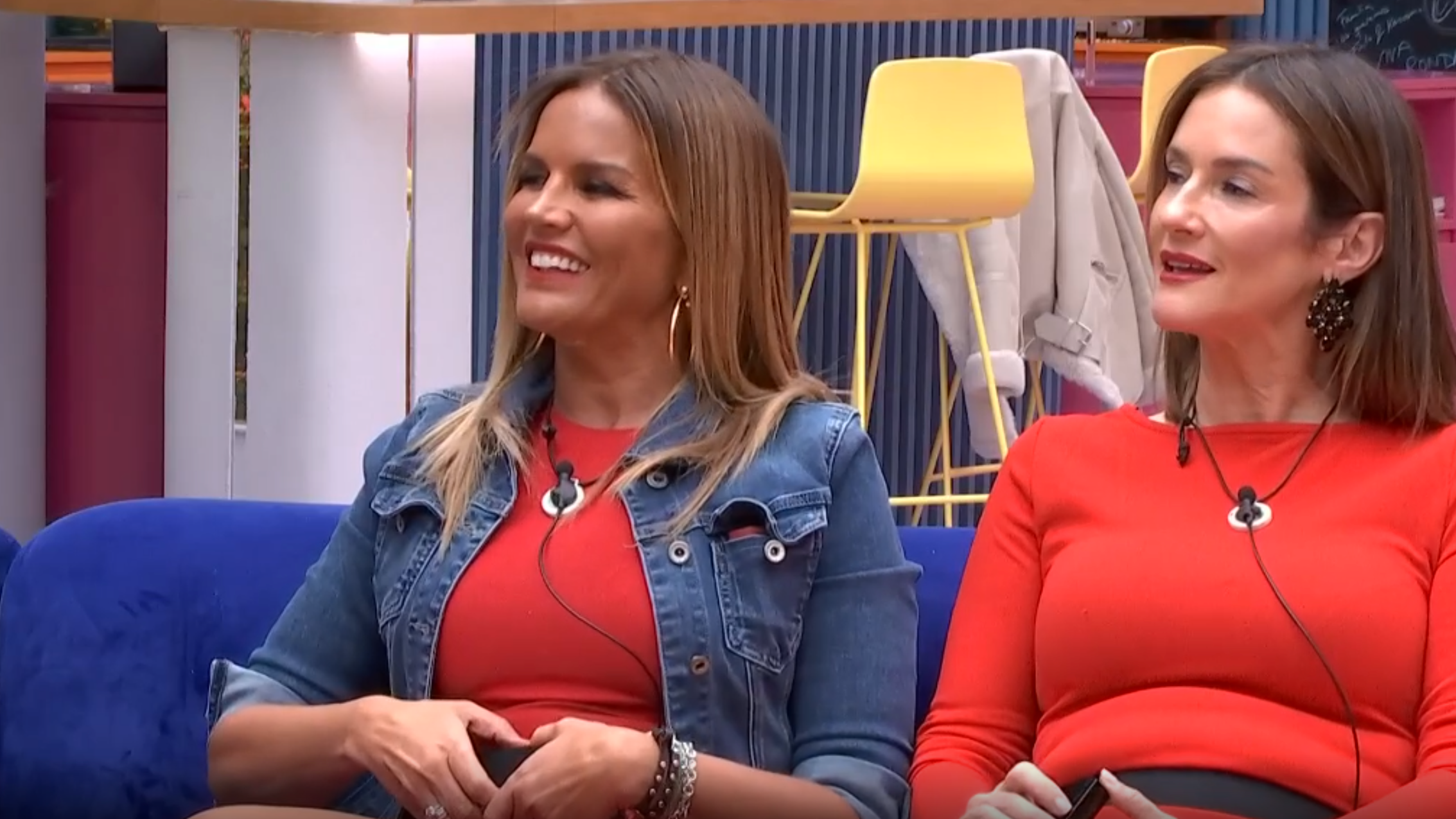 Marta y Elena listas para la gala