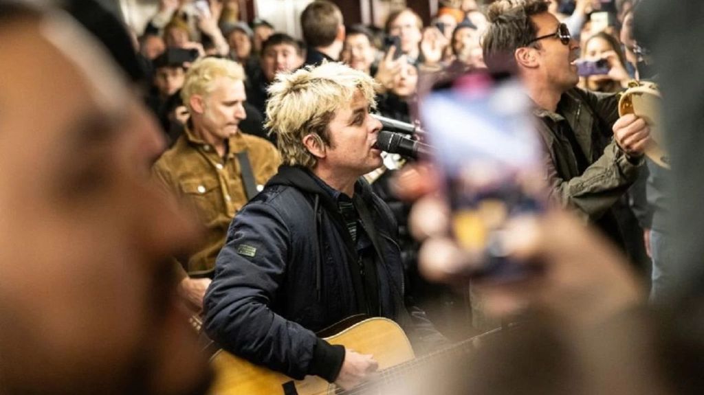 Green Day y Jimmy Fallon en el Metro de Nueva York