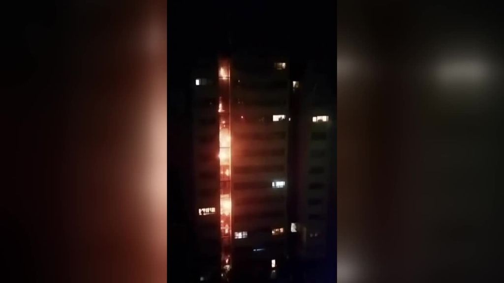 Un cohete que entró por una ventana provoca un incendio en un edificio de Rentería y obliga a su desalojo