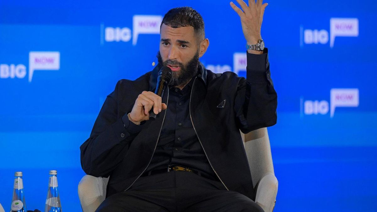 Archivo - 15 November 2023, Saudi Arabia, Diriyah: Al-Ittihad's Karim Benzema speaks during a session titled 'Stars in the Desert' on the first day of the seventh edition of the Misk Global Forum (MGF) in the Al-Bujairi hill in Diriyah. Photo: -/Saudi Pre