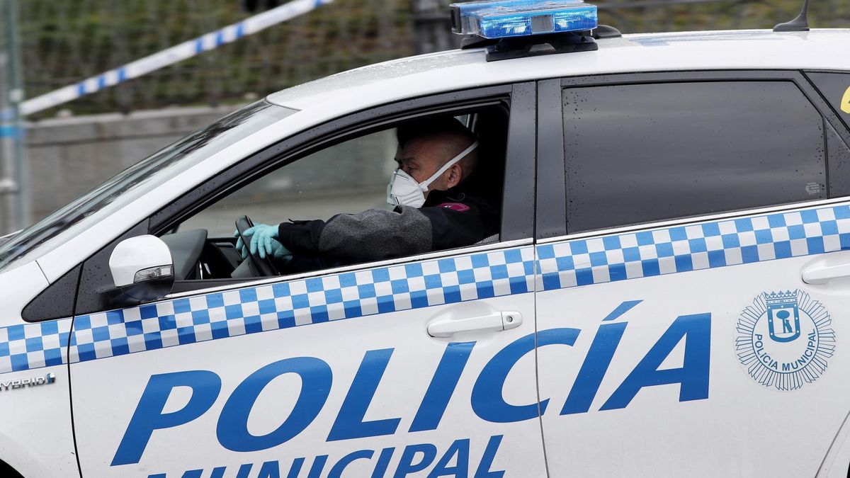 Archivo - Imagen de recurso de una patrulla de Policía Municipal de Madrid.