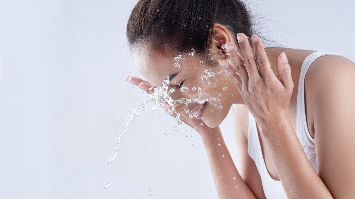 El gel limpiador para pieles acneicas de Acnemy es súper viral ¡y cuesta menos de 8 euros en Miravia!