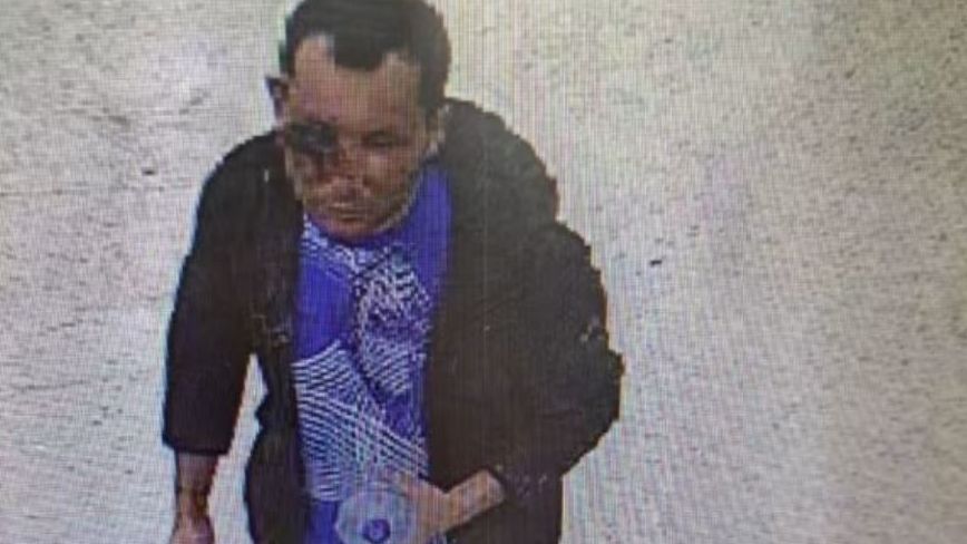 Abdul Shakoor Ezedi, de 35 años, ha sido identificado por la Policía de Londres, responsable de lanzar ácido a su mujer y sus dos hijas