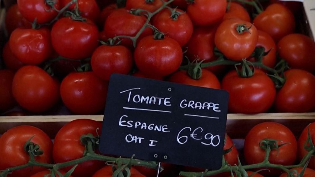 Guerra de los agricultores franceses contra los productos extranjeros: supermercados atacados en el sur del país