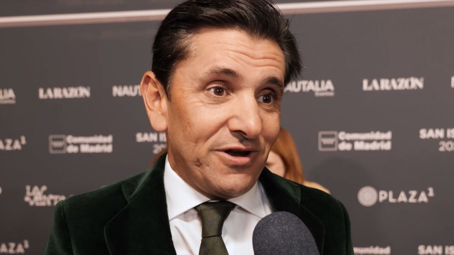 Toreros sobre el cartel de Sevilla