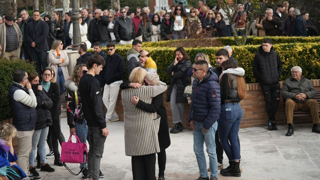 Concentración en Polanco, en memoria de Carlos Cubillas.