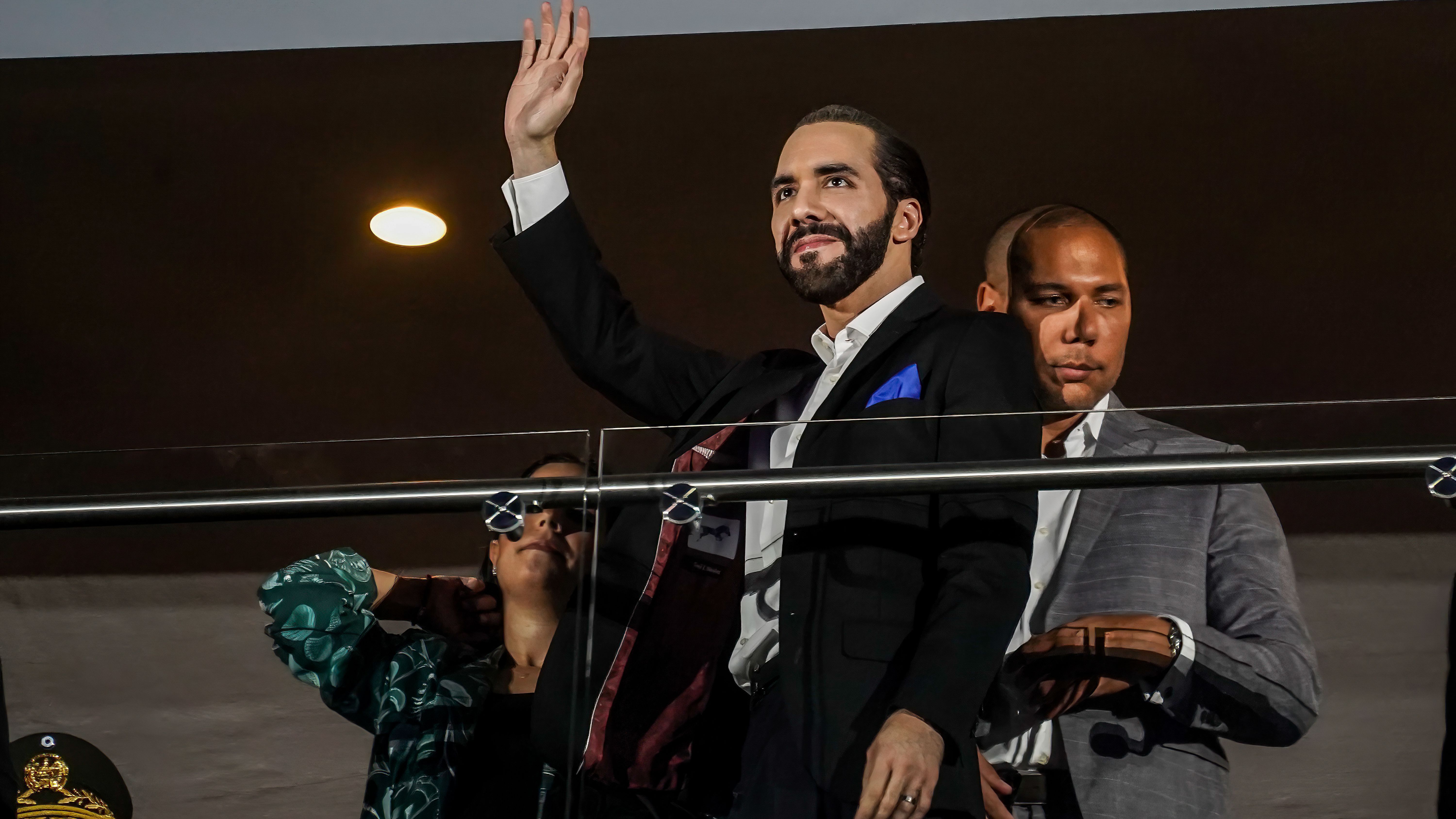 Elecciones en El Salvador: Bukele sortea la Constitución para buscar su segundo mandato sin rival aparente