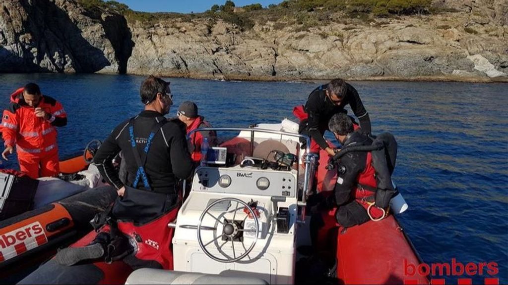 Especialistas en submarinismo en un operativo