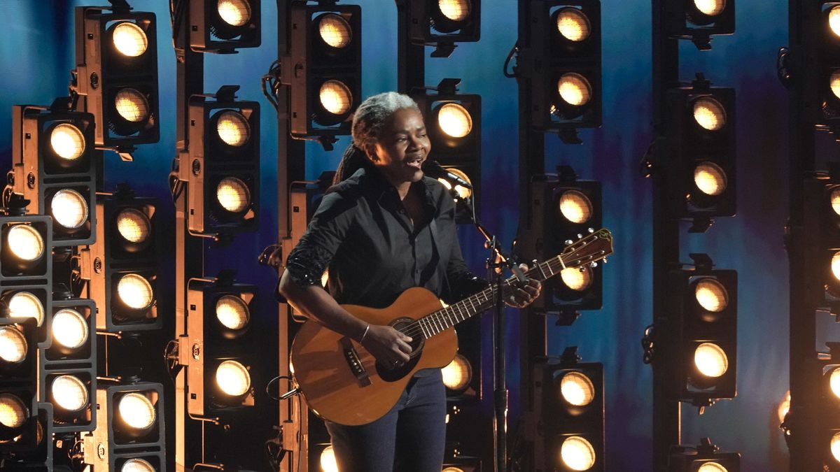 Tracy Chapman en los Grammys 2024