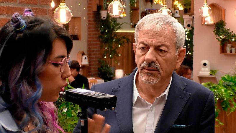 Carlos Sobera Alucina Con La Grabación Asmr De Una Soltera De ‘first Dates “¿qué Es Eso” 6806