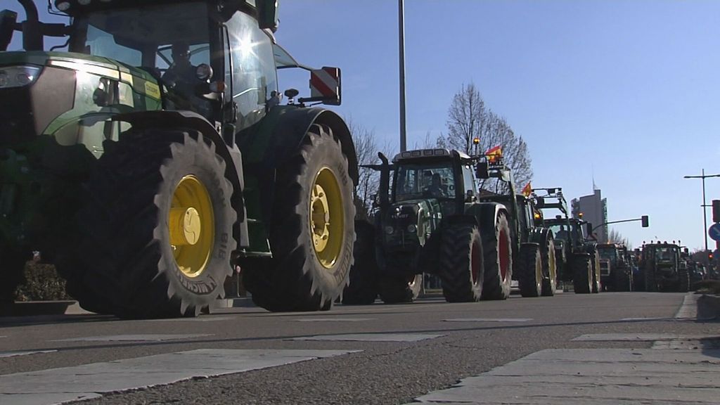 Las protestas de los agricultores se extienden por Castilla y León, con Salamanca y Ávila como epicentros