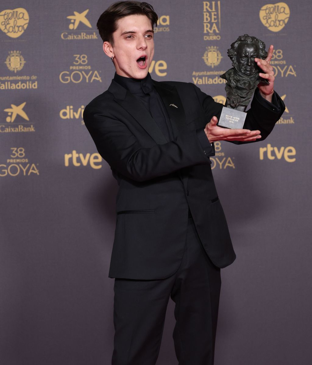 El actor argentino Matias Recalt, tras recibir el Goya a 'Mejor actor revelación'