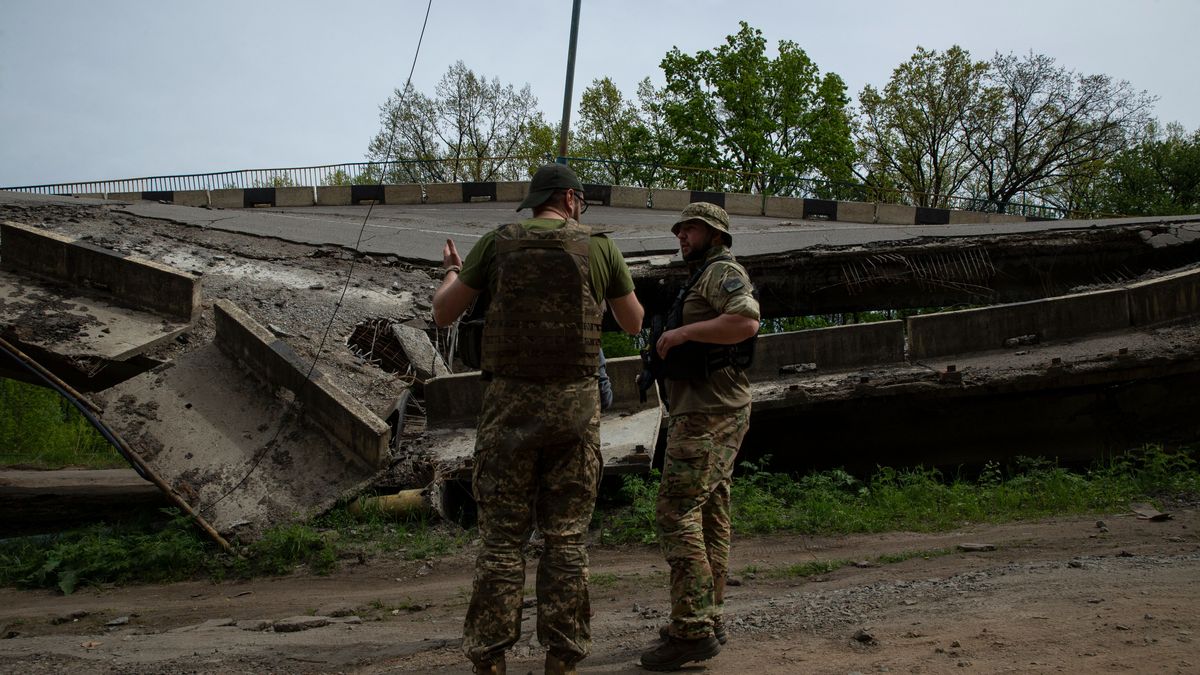 Siete muertos, incluidos dos niños y un bebé, en un ataque con drones rusos sobre Járkov, Ucrania