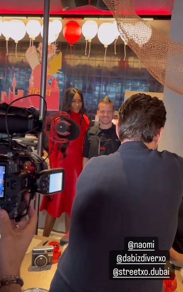 Dabiz Muñoz posa junto a Naomi Campbell