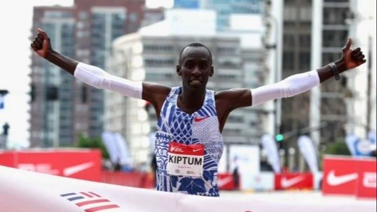 Muere Kelvin Kiptum, plusmarquista mundial de maratón, a los 24 años de edad