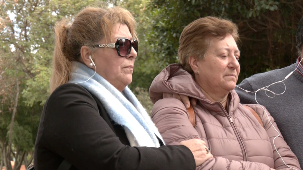 Mari Carmen y Emilia, tías de uno de los guardias civiles asesinados en Barbate.