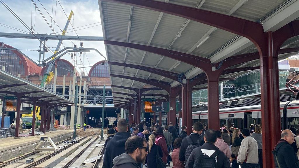 Desesperación en la Estación de Madrid-Chamartín-Clara Campoamor por las obras y los retrasos