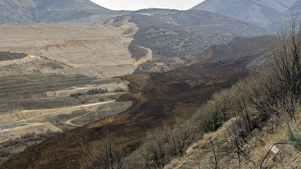 Cuatro personas detenidas tras el derrumbe que ha sepultado a nueve trabajadores en una mina de oro en Turquía
