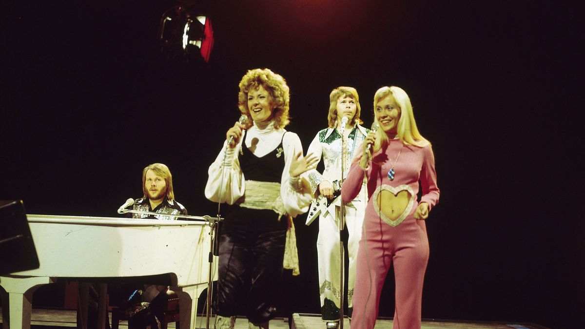 ABBA actuando en Top of the Pops, el mítico programa británico, tras ganar Eurovisión.