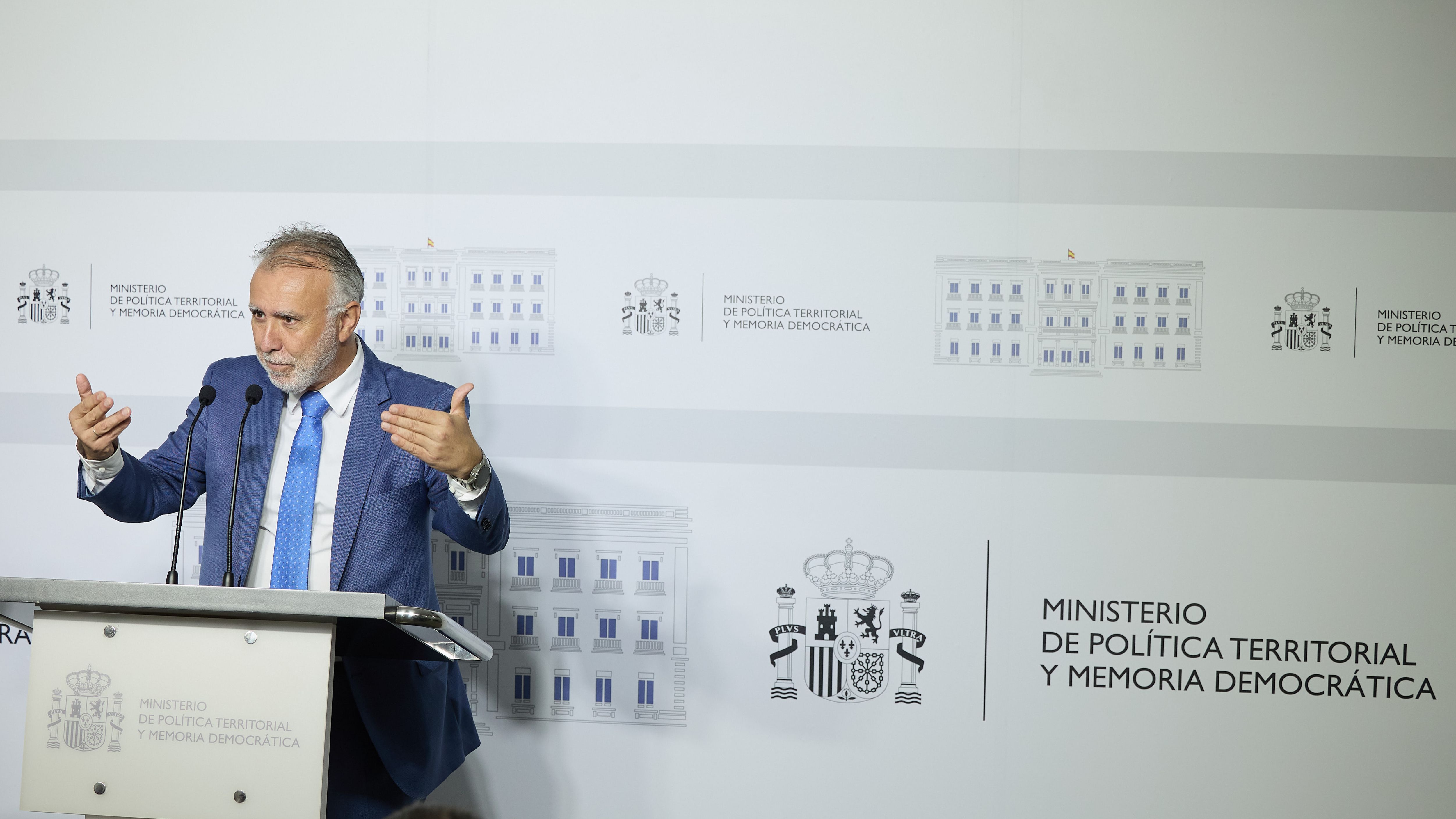 El ministro de Política Territorial y Memoria Democrática, Ángel Víctor Torres