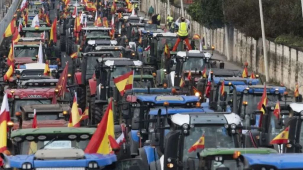 Finaliza la tractorada en Santander tras casi 24 horas de protesta
