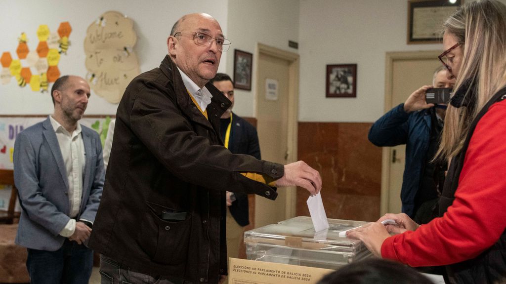 Armando Ojea, el segundo en votar