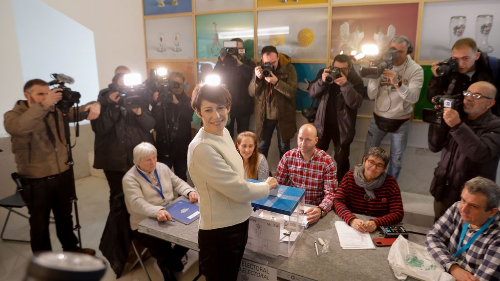 Elecciones Galicia 2024: la nacionalista Ana Pontón, la primera candidata en votar