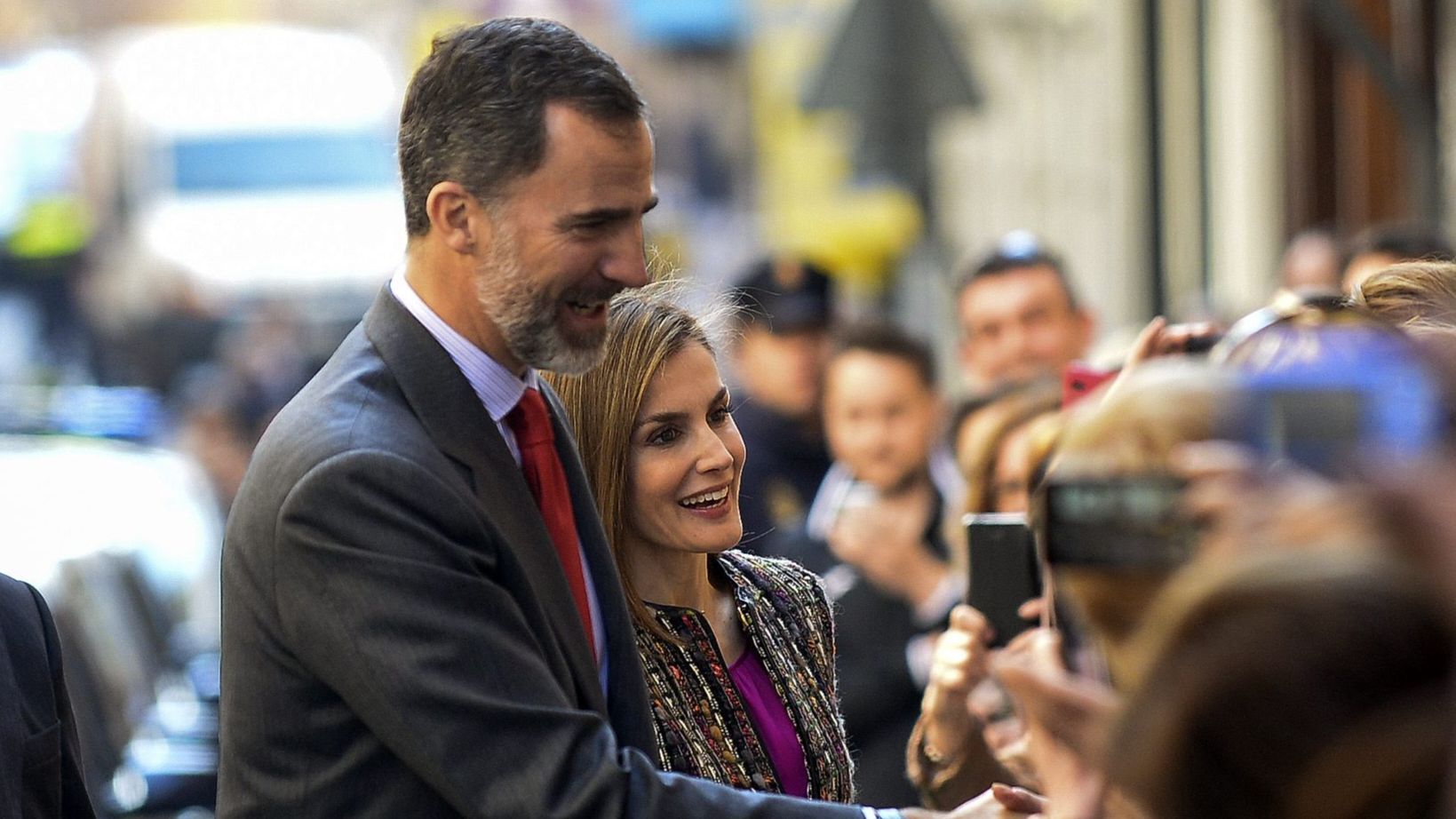 Los reyes en Zaragoza. FUENTE: Cordonpress