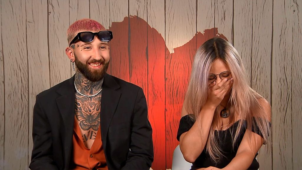 Gysela no entiende el look de su cita en ‘First Dates’: “¿Cómo haces para sujetar las gafas?”