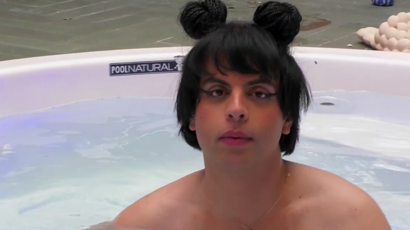 Keroseno y su jacuzzi-speech