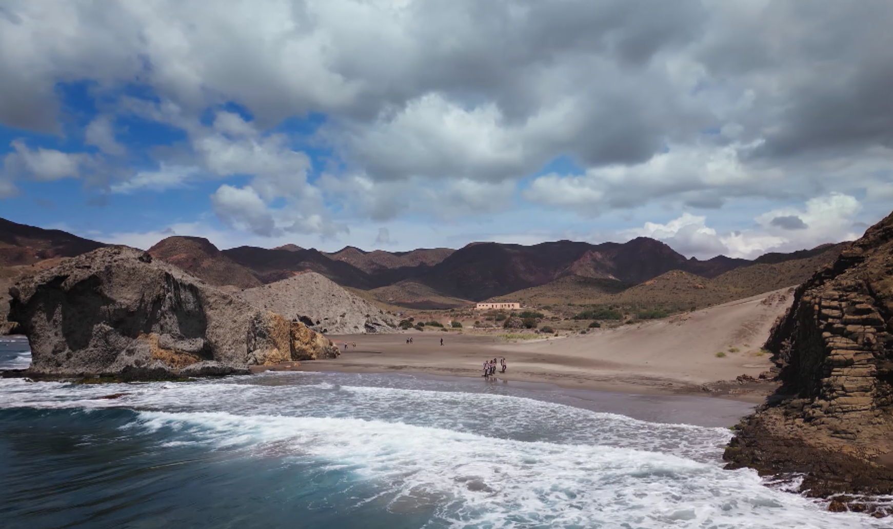 Los paisajes más espectaculares del estreno de 'Bribones: En el corazón de la aventura'